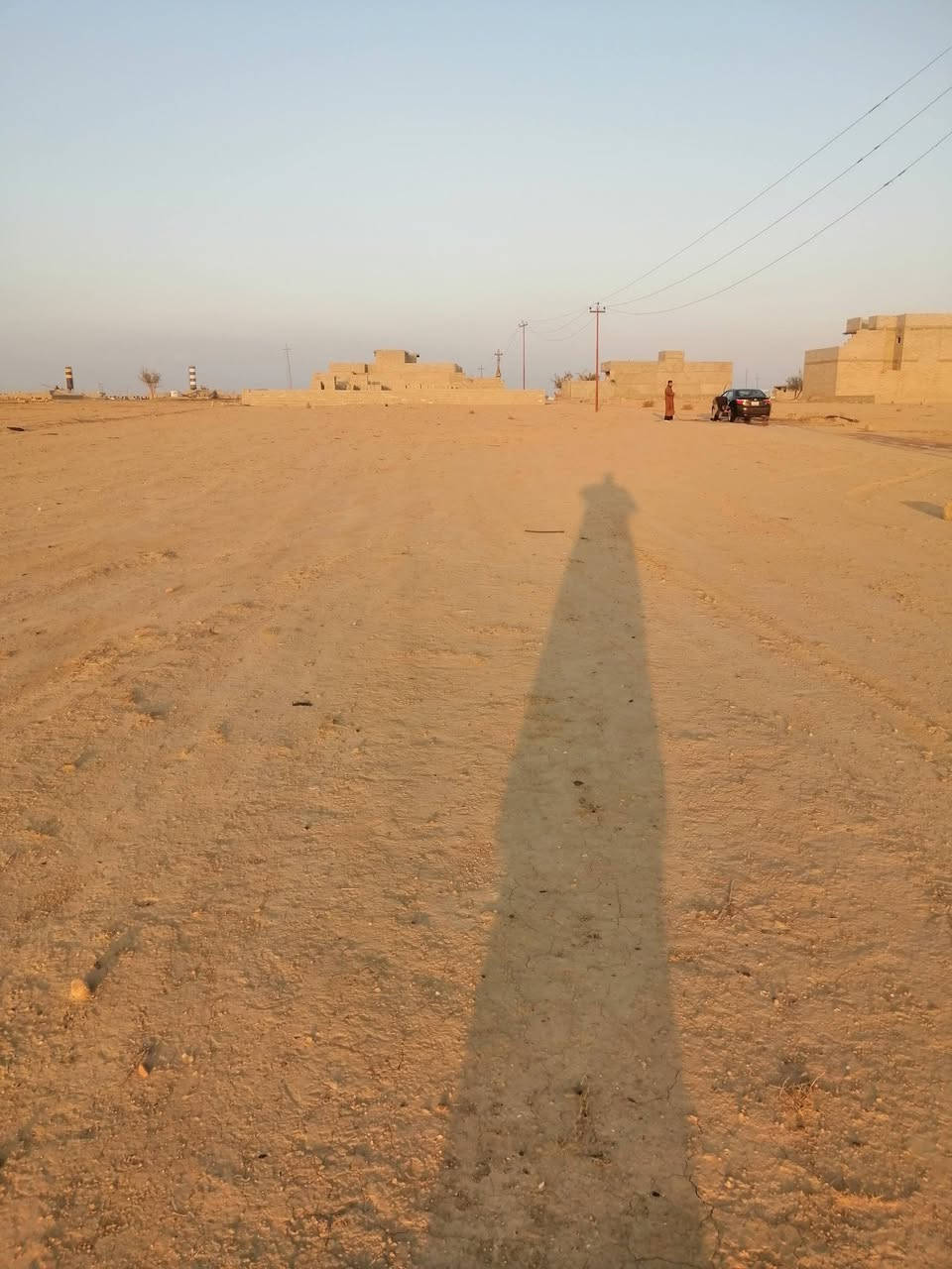 السلام عليكم
للبيع قطع أراضي سكنيه زراعي

 تقسيم هندسي الشارع 10متر

المكان قرب سيطرة الأقواس خلف شركة التونسا

 تبعد عن الشارع العام 700 متر 

 خدمات كامله ماء وكهرباء 

المساحه كل قطعه 300م 

واجه 12 نزال 25 

السعر كل قطعه 9 مليون نقد

للستفسار***********
