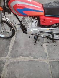 موتوسيكل • موديل 2022 • أوراق أصلية