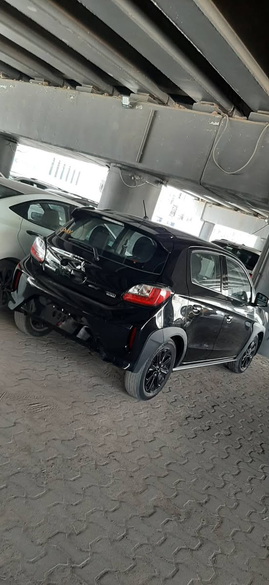 سلام عليكم.....مسيوبيشي ميراج 23.....3 سلندر تفويله كل شهر ..
بدون تبديل بدون صبغ فقط جاملع راجع بارد وطخه بلبنيد ..ماشيه 100الف 
بدون رقم ...مكانه ميسان...السعر 78$
رقم ***********..
