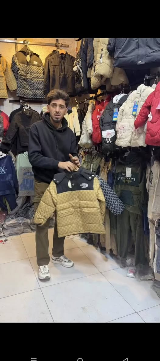 السلام عليكم من رخصه صاحب البيج عيني اني ابيع ملابس نسائي واطفال وهذا رقمي *********** وهذن حساباتي وربي يرزق الجميع
