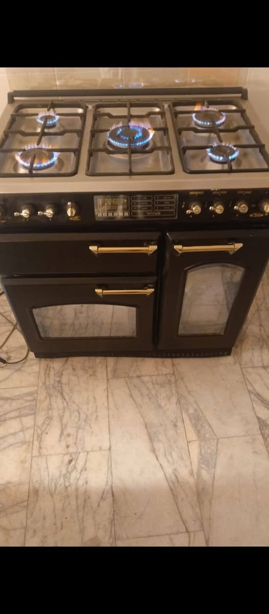 سلام عليكم غراض مستخدمات نضيفات جداً شغالات عل فحص وضمان اختار صوره وراسل متواجد  واتساب عموان بغداد حي اور  يوجد خدمة توصيل عل فحص وضمان 
***********
#الجميع
