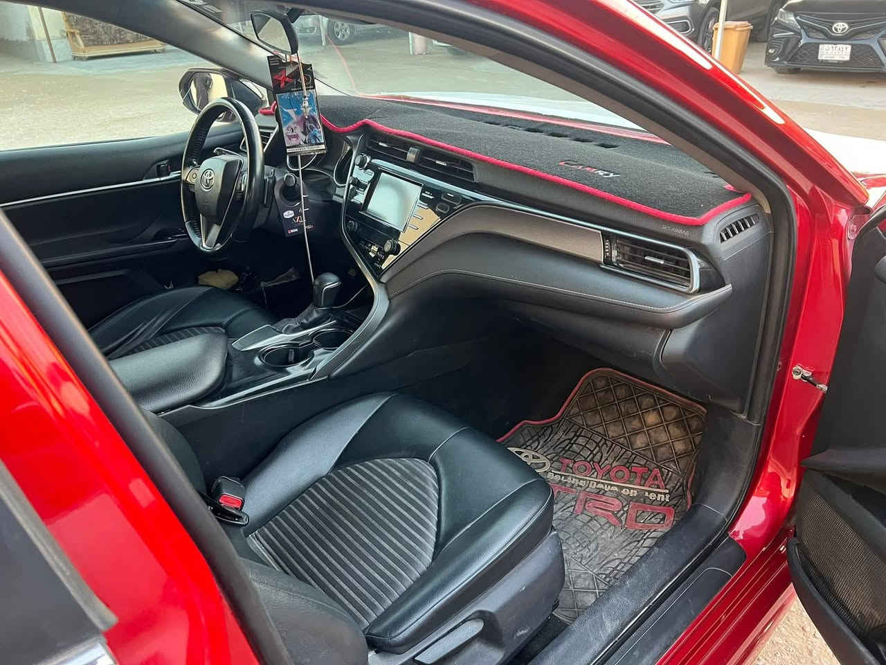 كامري Se
2019 سياره كلش حلوه ونضيفه رقم دهوك بسمي الضرر چاملق بدون دواخل وشويه من البنيد
السعر المطلوب 180 الاتصال على الرقم ***********
