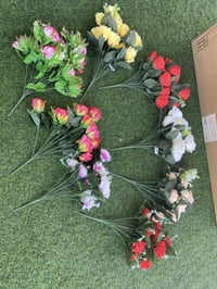 توفر مسكة ورد ابو ١٢ غصن وابو ١٨ غصن جملة ومفرد مراسلة على الرقم ٠٧٨١٧...