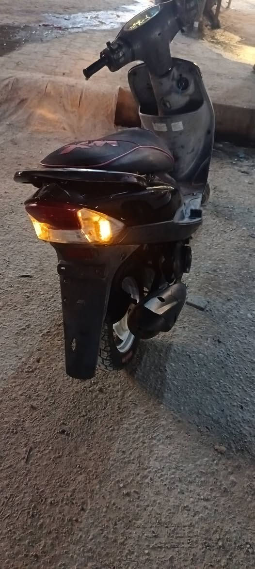 ماكس 120 للبيع دراجه كامله 55 تجي شغل وشوف
مستعجل عله بيعته 
450 سوق الشيوخ
*********** واتساب /اتصال
