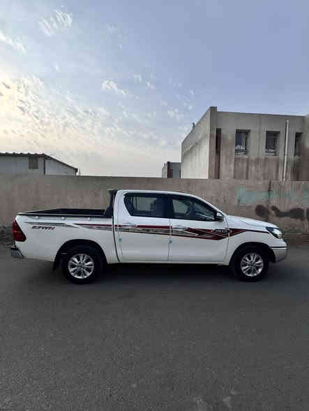 السلام عليكم للبيع او المراوس بهايلوكس اقل منها
هايلوكس 2023 
وكالة زيرو
مكفولة كفالة عامة من الصبغ والضربة والتبديل والبارد والشخط والتكحيل 
ساز باب اول 
شحن لاسلكي
تبريد بالكشنات
شاشة جبيرة 
اشارة بالمري
اوتوماتيك
بأسمي بغداد تحويل مباشر
السعر 285 وبيها مجال كلش بسيط
***********
