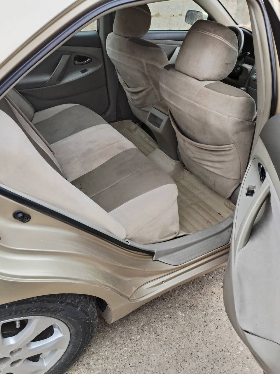 كامري وارد امريكي موديل 2010
رقم سليمانيه تحويل مباشر 
بيهة 3 قطع صبق 
الاستفسار او السعر اتصل *********** وبيك خير ودلل
