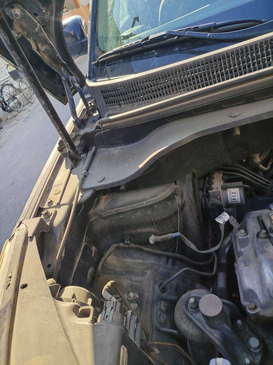 كير عادي فقط البنيد بيه جراد الحادث موضع امامكم ٢٠١٨ سنويه جديده وهزه جديده  السعر ١٠٥ وبيها مجال *********** بعقوبة, ديالى
