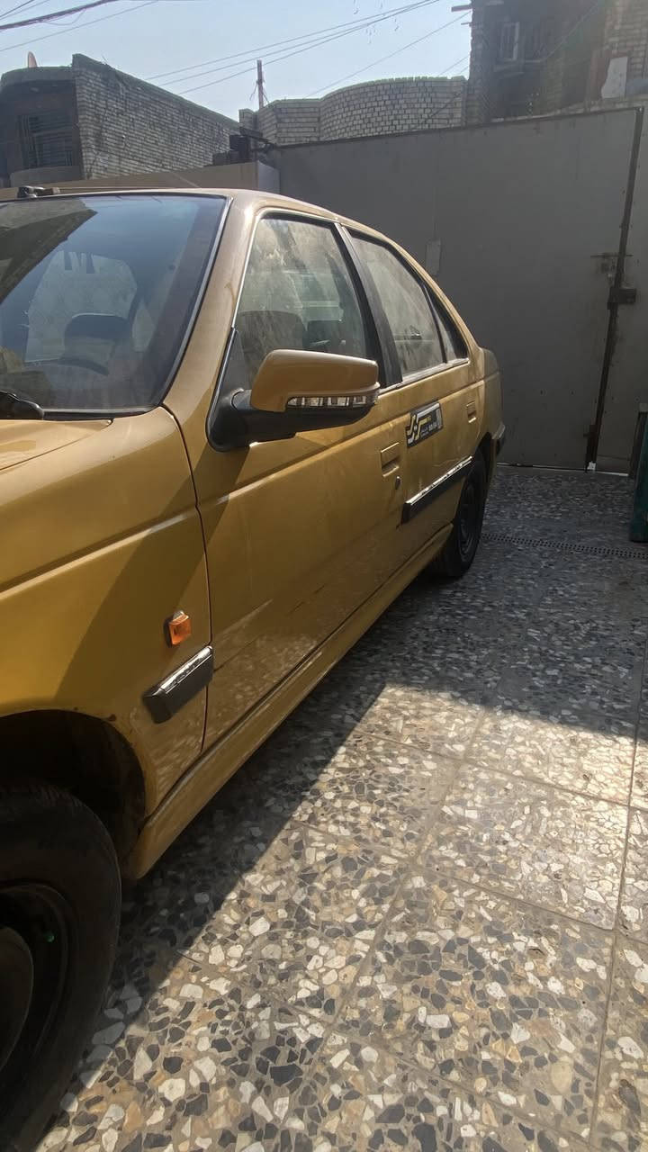 سلام عليكم  بيجو بارس موديل 2014
مكفولة من كلشي لا حادث ولا طخة  سيارة بلادية ومكينة جديده وتبريد ويه سويج  رقم بغداد  نكليزي بسمي تحويل ثاني يوم  ( *********** ) يدور نضيف يتصل وبي خير ويدلل 
مكاني بغداد العبيدي
