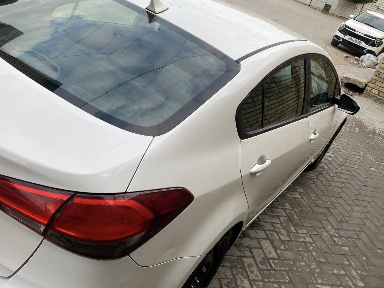 السلام عليكم فورتي وارد امريكي تبديل بنيد فقط صور الحادث بالمنشور موديل 2017 باسمي رقم بغداد مكينه 2000 عارضها ب 127 وبيها مجال ***********
