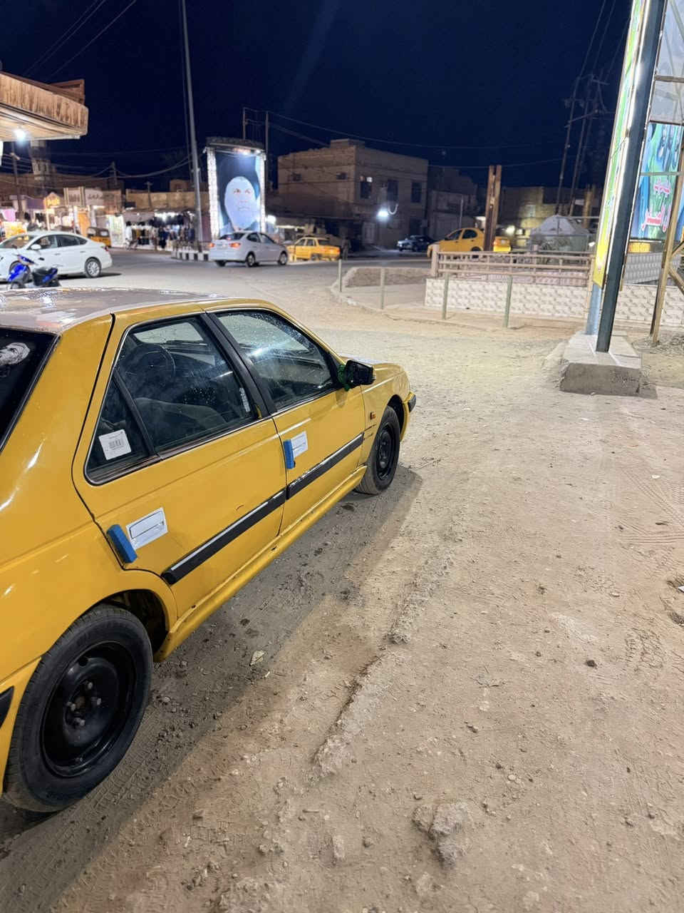 بيجو بارص موديل 2015 سنويه مجدده ل29 مصفره هيئه وغرامات تحويل بكيفك السياره مبدل بيهه جاملغ امامي فقط والباقي كفاله لاضربه ولا تعمير سياره كفاله مكينه وكير وتخم تاير حداده وتبريد وجاهزه. من كلشي سيارع عروس السعر28
الاتصال *********** متوفر واتساب 
@الجميع
