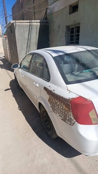 اوبترا • ٢٠١١ • اوراق