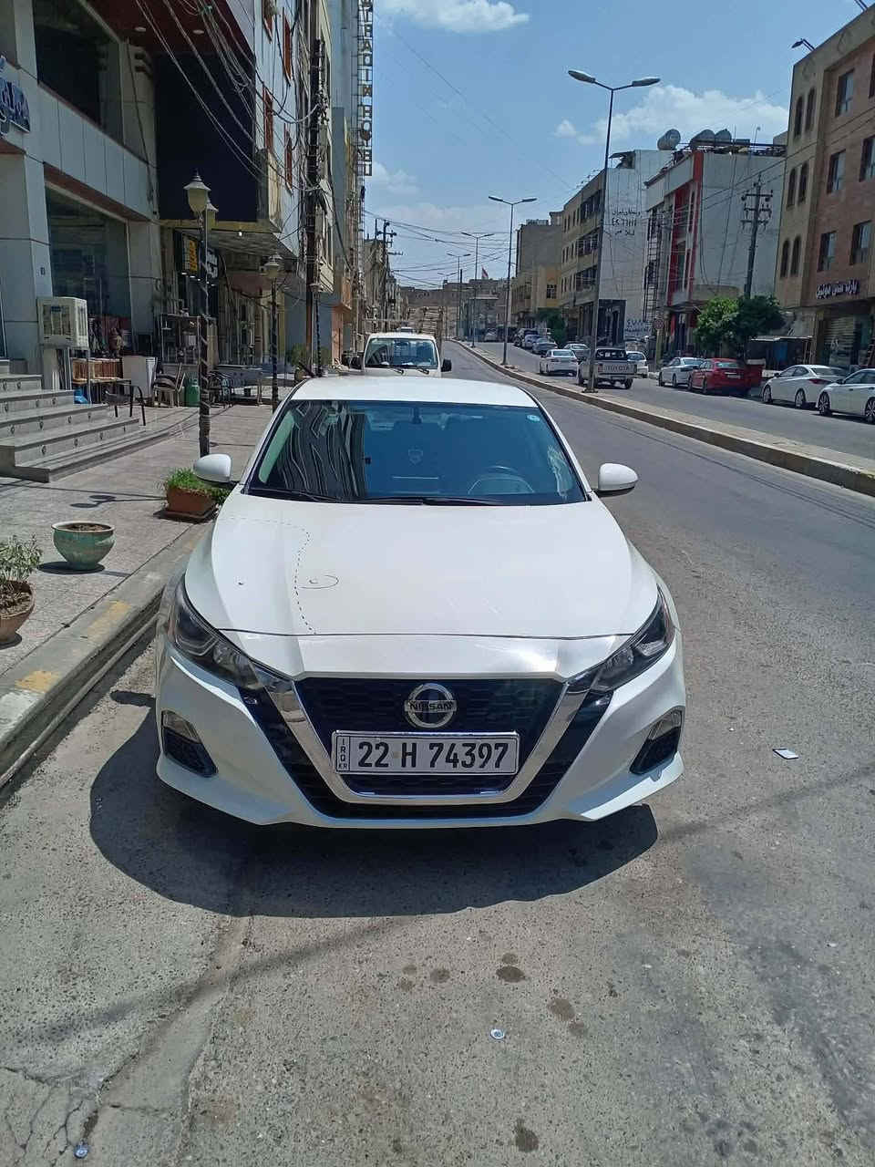 السلام عليكم نيسان التيما موديل 2020 وارد أمريكي تو ويل s  معروفة مواصفات الاس رقم أربيل باسمي تحويل مباشر ما اسوي وكاله السونار مرفق ويا الصور  بيه ربع بنيد وجاملغ سكن حادث أمريكا وبيها بابين والدوسة بالعراق بدون دواخل ماشيه 91 الف كم قابل للزيادة السعر 130وبيها مجال بسيط مكان السيارة الفلوجه***********
