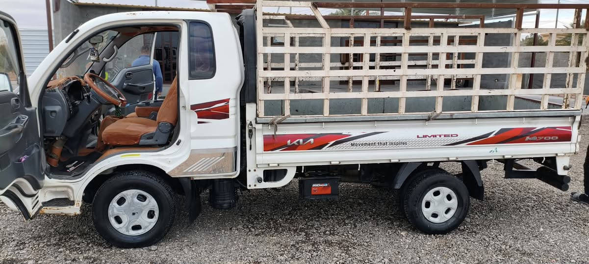 السلام عليكم
#للبيع كــــيــــــا حــــــمـــــل 
مـــوديـــــل 11 ࢪقـــم الانـــــــبـاࢪ الجديد
سياره مكفوله كير محرك واكسن وشاصي 
الاتصال ***********
//***********
