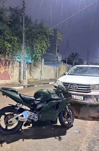 bike دڤل954 گير مكينة كفالة شرط الفحص.  موديل 2004 سعر مليون و 750 للت...