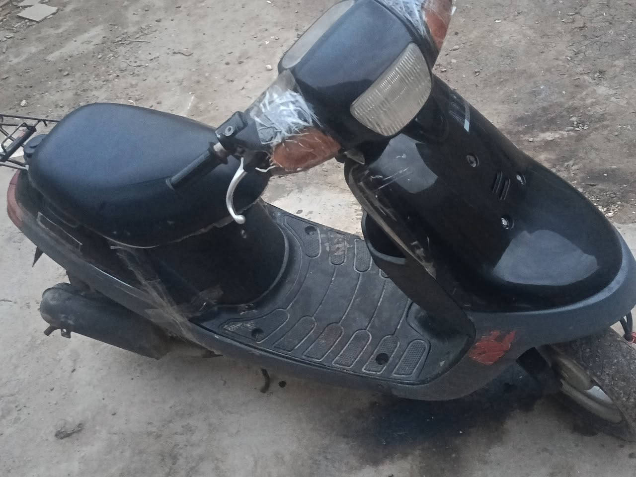 دراجه بتره نظيفه
للبيع 250 وبيه مجال قليل


**إذا كنت صاحب هذا الإعلان وتريد حذفه لأي سبب، رجاءا أرسل رسالة إلى الدعم الفني**