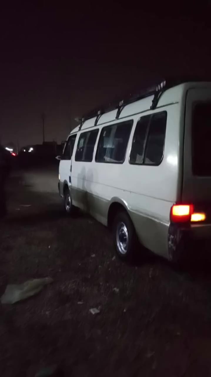 سلام عليكم كيه اسيا للبيع موديل 95تحويل ثاني يوم مكينه كير اكسن شواصي كفاله عامه رقم  بغداد تخم تاير صدر جديد مابيها اي نقص ابد السعر 50وبيها مجال ***********رقم الهاتف
