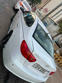 شباب عندي النتره 11بيه 3قطع اريد مرواس بفورتي. 07866517170