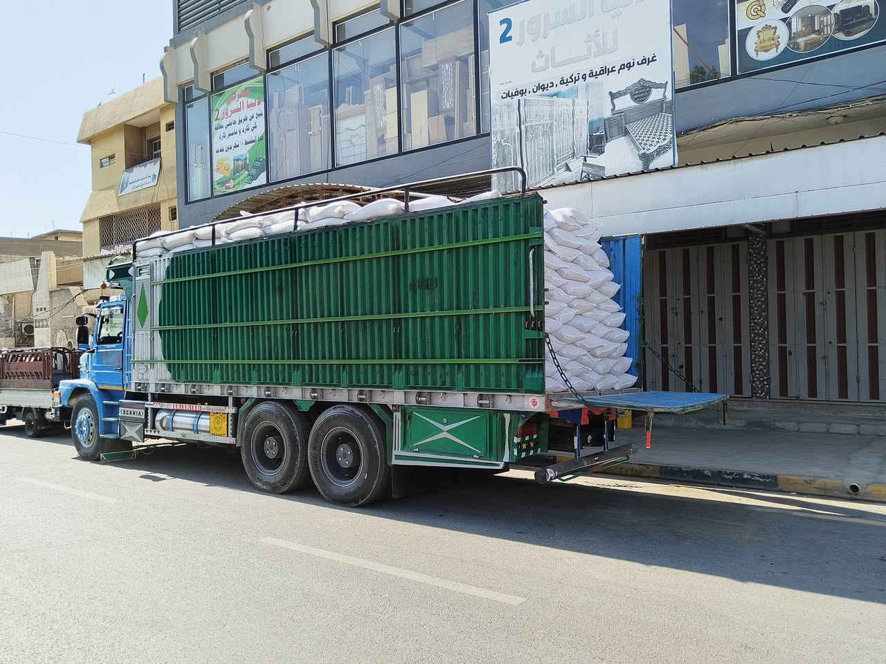 سكانيه للبيع 113 محرك جديد كير جديد شاصي جديد وضع شركه مكان موصل ***********) (*********** جاهزه عل شغل
