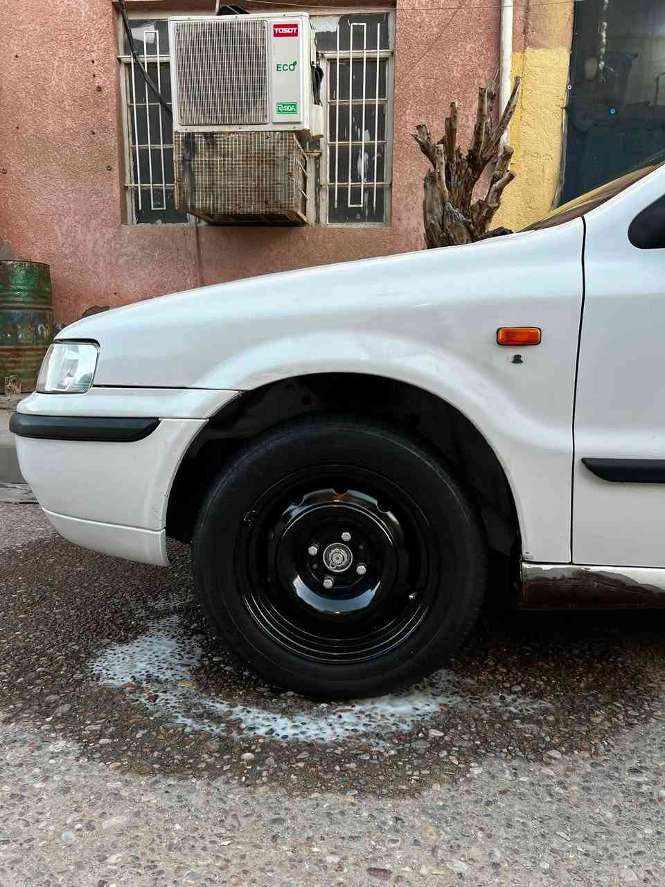 السلام عليكم 
وينه الي يدور جديد 
سمند مديل 12 السياره كفاله 
كير و مكينه بل الجيس تبريد ثلج ❄️ 
حداديه جديه /100 ستوني مسويه 
تخم تاير جديد رقم مميز نكليزي ستوني سويته
سيارت احله من الصوره تجي و تشوفه اي خياس ما بيه غرفته تخبل سياره مالت جناي(المكان ميسان) 
السعر 54 و بيه مجال مكلف بل النشر رقم صاحب السياره (***********)
