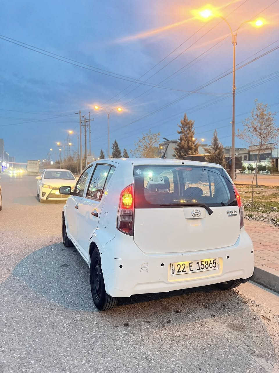 Dahisto
2008 
٣ پارجە ساردی هةیە 
دەبل گیج 
سعر ٧٥ وەرقە
شەوین هەولێر
***********
