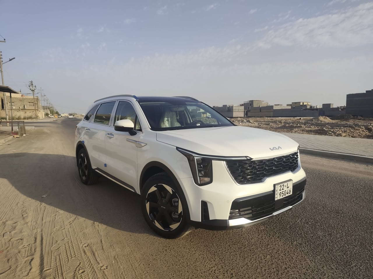 سورنتو خليجي سته سلندر نص فول ماشيه ٢٩ الف مكفوله سعر ٣٠٥ بيها شي بسيط
***********
