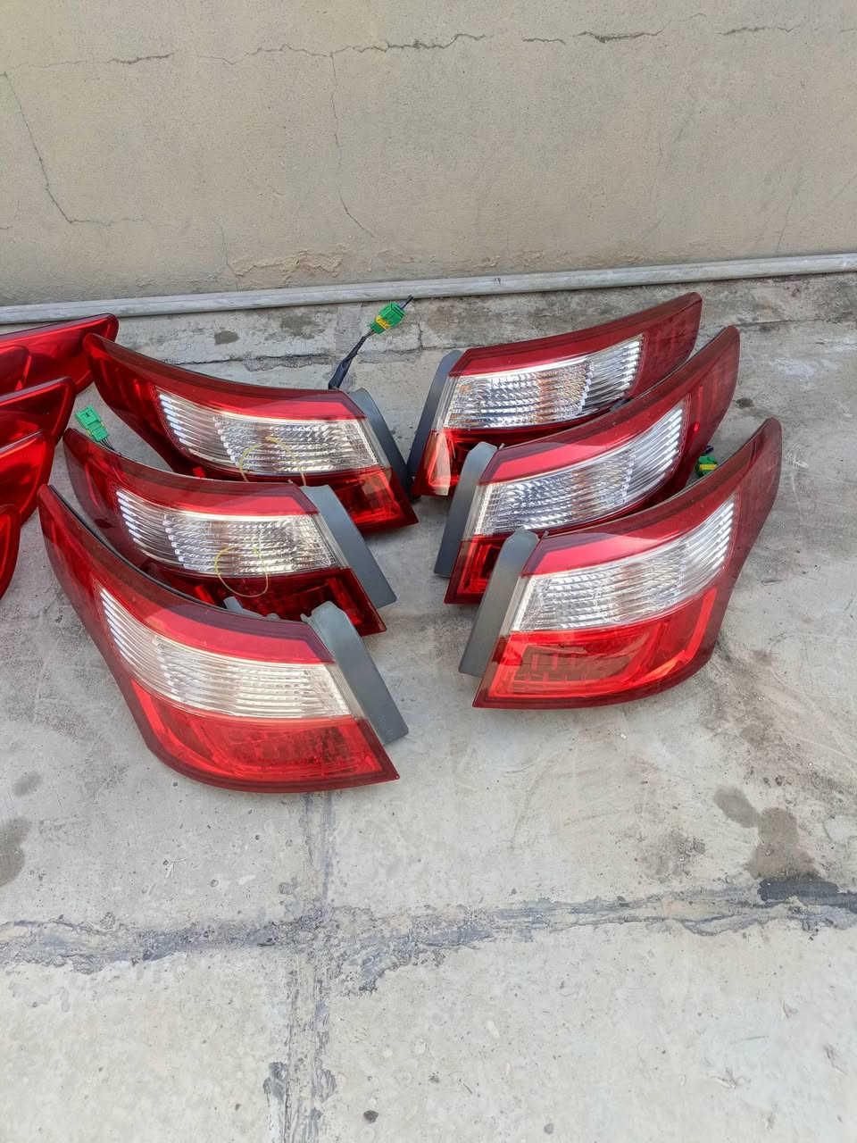 دعامية أمامي رينو فلونس كامل 100الف
طبكة راديتر كامل رينو فلونس كامل 100الف
دبة ماسحة زراك رينو فلونس 
بك لايت رينو فلونس 
بك لايت رينو سافران 
توصيل كافة محافظات ***********
