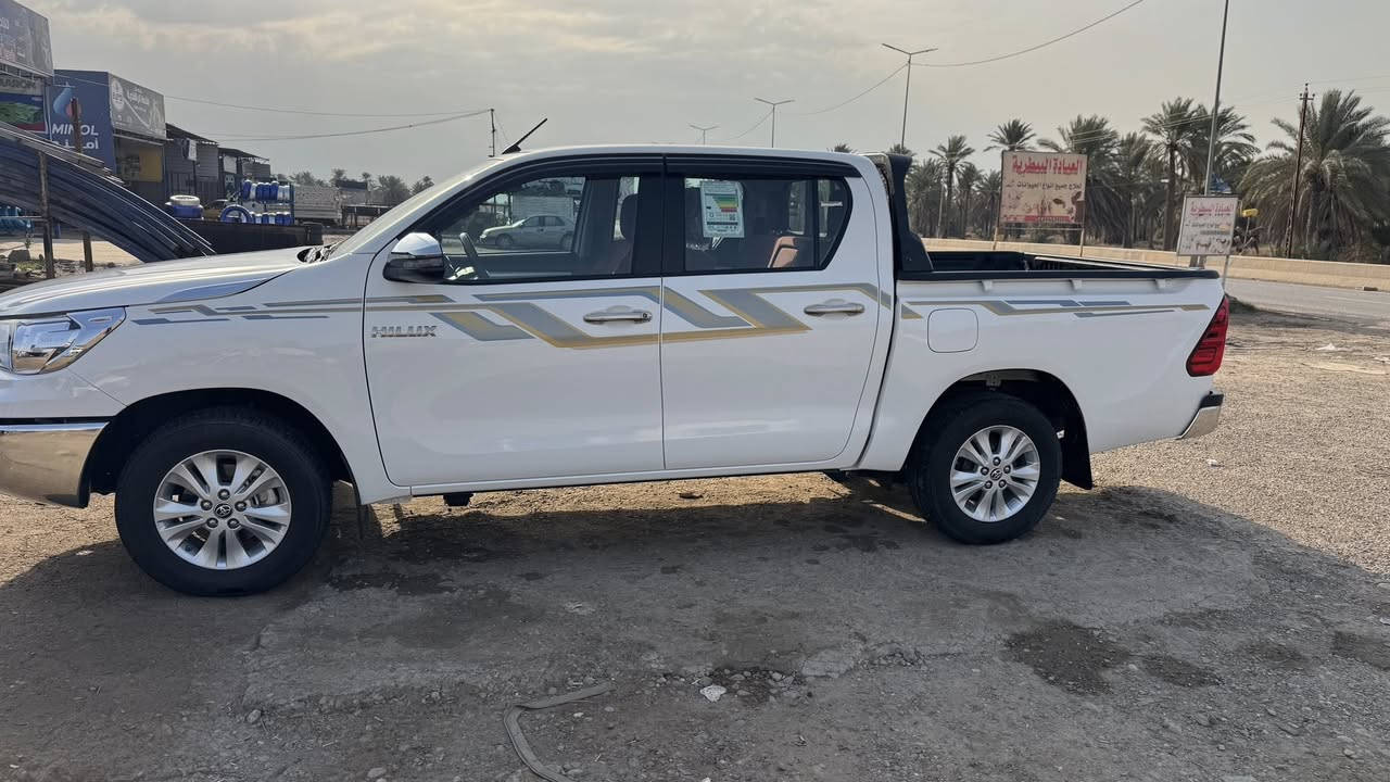 هايلوكس موديل 2025 كويتي ماشيه 1700 ك عل وضع شركه مكفوله كفاله عامه مكاني بغداد 
السعر 305 يعني 3 دفتر و5  
غير متوجد عل نت 
***********
