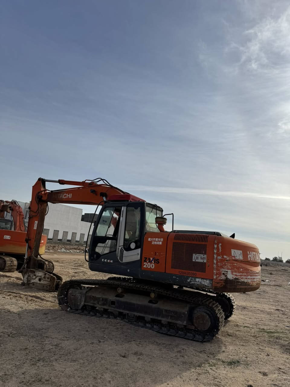 حفاره للبيع هيتاشي z3 رقم قادسيه بااسمي 2012 حفاره كامله  مع جك 1500 مكانها كربلاء السعر 325  للاستفسار ***********
