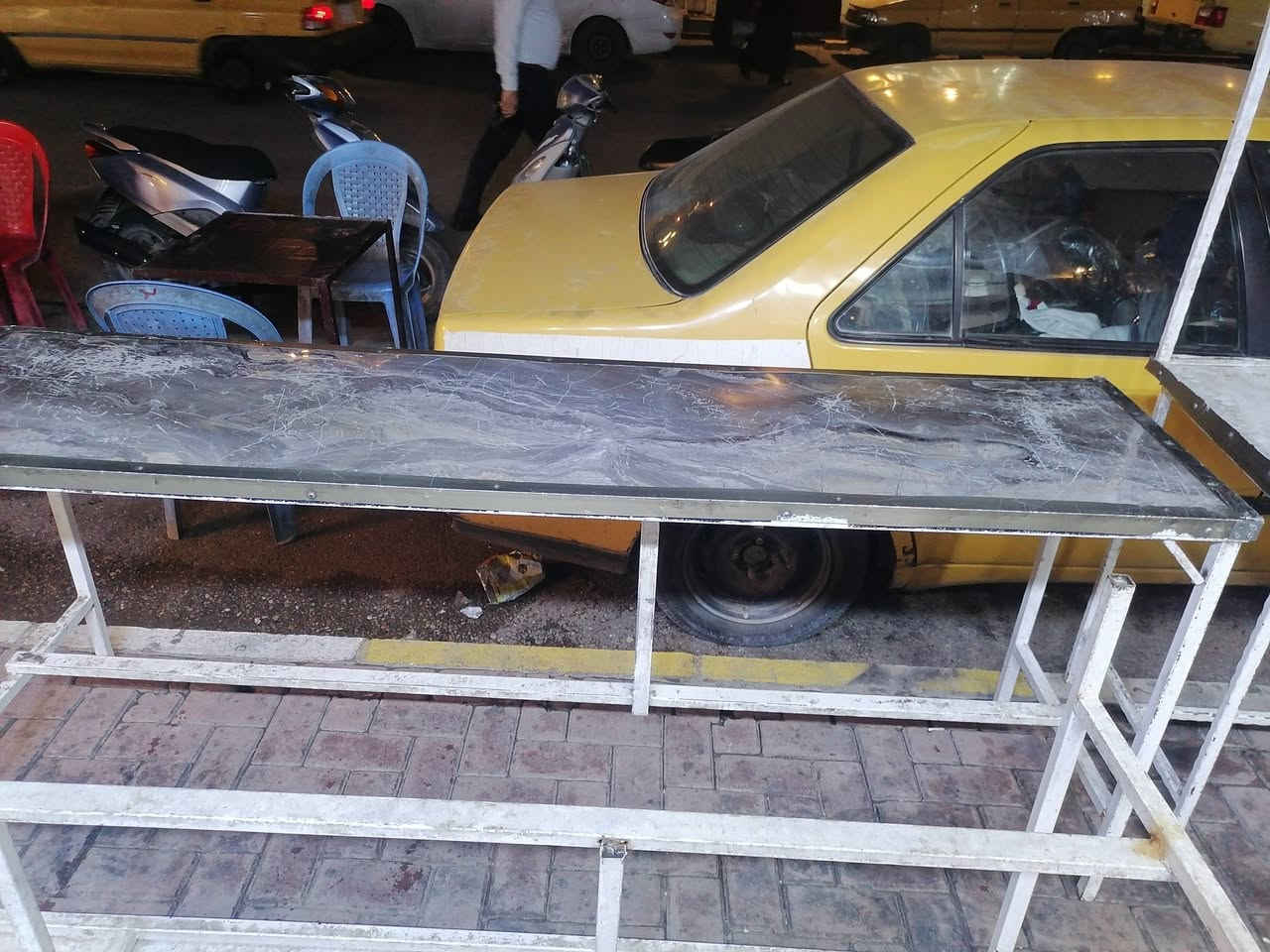 موجود عدد 6 ميز حديد 4قطع الطول مترين والباقي متر وعشرة سم للبيع لأعلى سعر متواجد بغداد.
موجود شاشات حاسبات  عدد 2  حجم 15
مع جهاز الصوت والصورة عدد 1 للبيع 
يوجد جهاز يوبي اس للشحن عدد 1
لتواصل على واتس اب ***********
مكلف بالنشر
