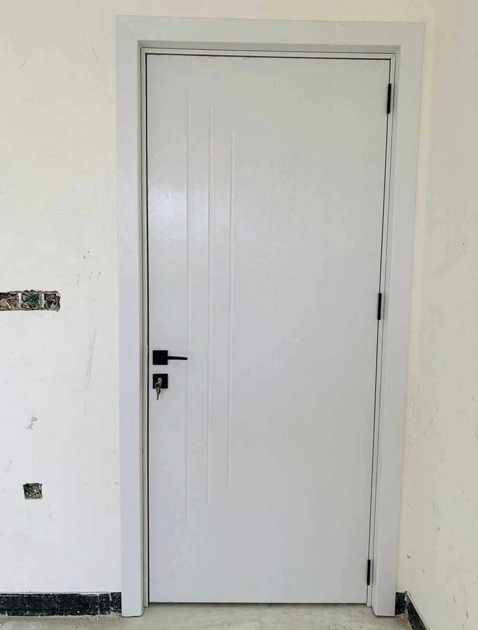 السلام عليكم—كادر كامل    متميز بدقة العمل لديه
مجموعة ابواب داخليه وخارجيه
مميزه 
وبجودة عالية ومتانه قويه 
ضد الخدش وضد الماء وبقياسات مختلفه 
وبانسب السعار  وضمان حقيقي  
يعمل بارتفاع (210)(250)(270)
يعمل بعرض من (97) لحد  110سم)
يوجد لدينا ( كافة ألاوان 📍 والنقشات)
 
اتصال 📞***********_***********
