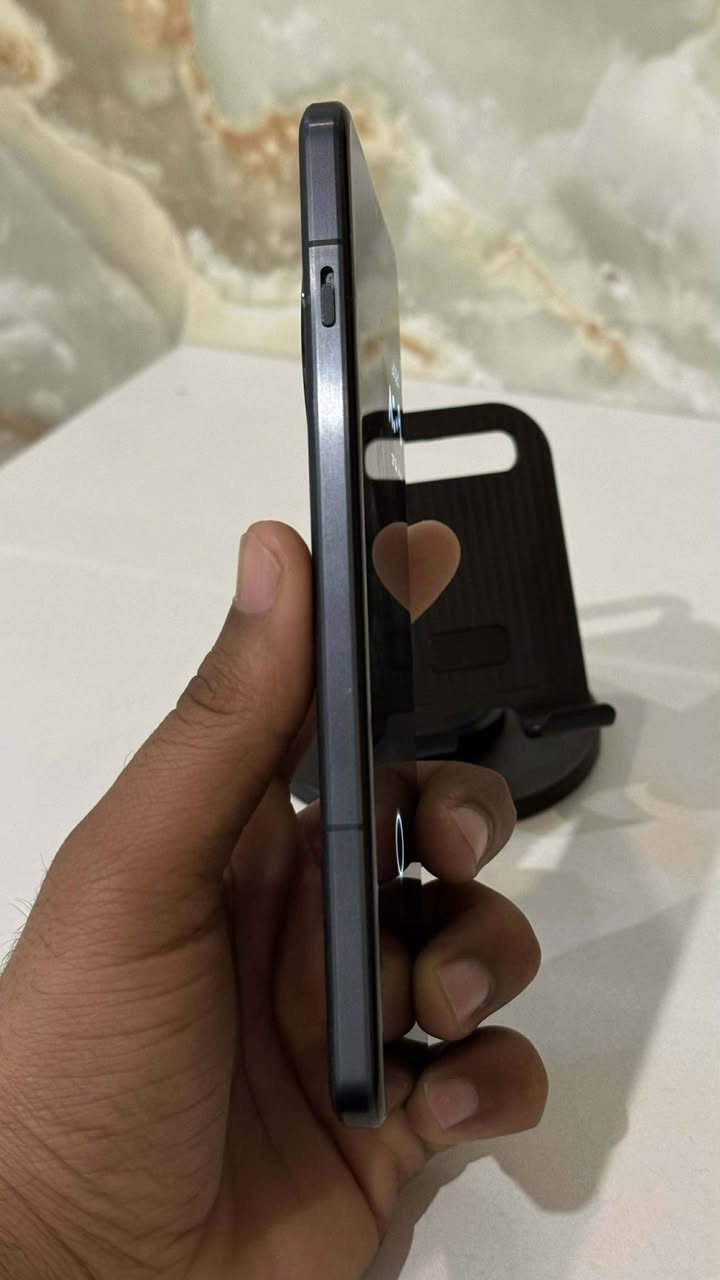 🔥 OnePlus 13 فلاجشيب للبيع 🔥
📱 OnePlus 13 أصلي
⚡ 16+12GB RAM / 512GB تخزين
🚀 أداء قوي جداً وسريع 
معالج سناب ردراكون 8 ايليت مثل الموجود ب الاس 25 الترا 
✨ الحالة:
✅ نظافة 100%
✅ ما بيه أي خدش نهائياً
❌ بدون ملحقات
📍 المكان: النجف – العباسية
🚚 توصيل متوفر لكل المحافظات
💰 السعر: خاص او اتصل ع الواتساب 
📲 التواصل واتساب فقط: *********** النجف, العراق
