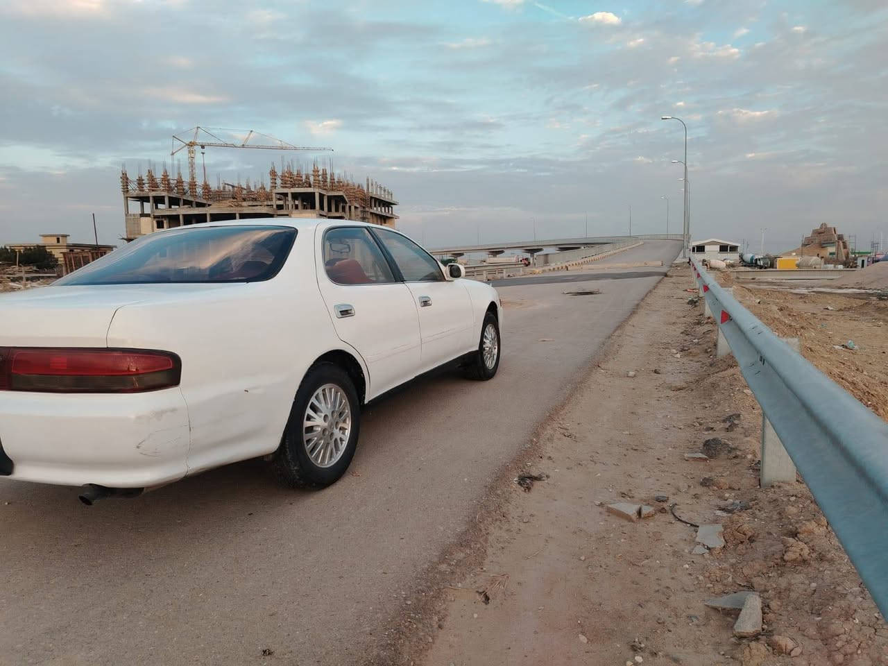 سلام عليكم كرسته موديل 1993البيع رقم واسط نكليزي سنويه 2026 مكفوله من الكص والنغل جثه والضربه والصبق  مكينه وكير ونجي جداد حداديه وتخم تاير جداد تبريد شقال مكان السياره الناصريه مركز السعر 68 بيه مجال استفسار ***********
