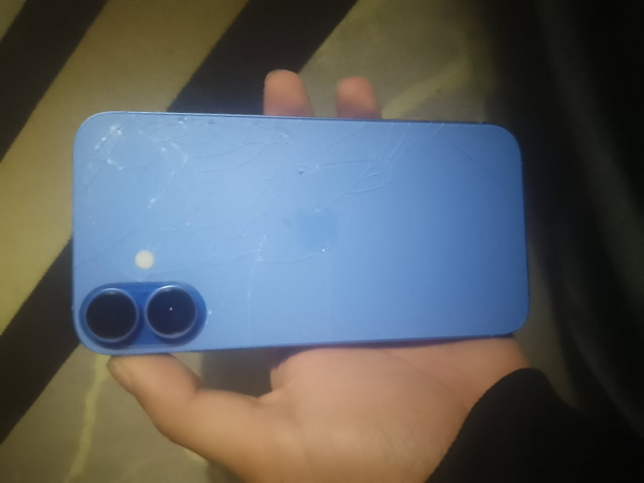 صار هواي مناشر عروض Xr محور شاصي آيفون16 عادي والضهر مكسور انطيك ويا شاصي كامل مال xr بلادي ضهره مامكسور سعر 180 قفل مكاني اعضميه أو كريعات اكتب بلتعليقات تم واني أراسلك
لو أنت راسلني ملاحضه سعره قفل ولجهاز شاصي موجود مالته لقديم ولجهاز بلادي شاشه بلاديه الدنيا كلها بلادي بس بطاريه بدلتها اصليه شعندك اتصل *********** مآبي واتساب( مآبي)
