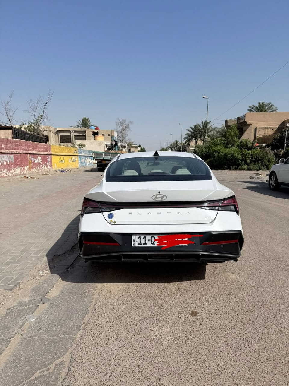 النترا 24 وارد خليجي اصلي  رقم بغداد تحويل ثاني يوم
محرك 4 سلندر
حجم المحرك 2000
فول مواصفات عده الكشن مخمل 
ماشيه 19 الف كيلو 
بيه بارد قليل بالجاملغ 
الباقي مكفوله كفاله عامه
 تخم تايرات جديد سعر ١٨٠ $ بيه مجال قليل سيارة جديدة جداً 
مكان السيارة بغداد حي اور ***********
