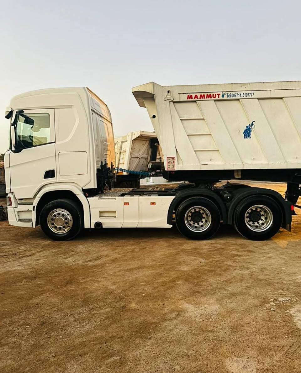 سلام عليكم للبيع سكانيه بس راس فقط  موديل 2020 مكينه 500 سته سلندر سوبر عادي سياره جديده مامشتغله ولا درب راس تريله بلاد مجموعه جوبلس سكس ويل  كفاله عامه قطره صبغ مابيها رقم سليمانيه بسمي مربوطه قلاب 3 محاورر
اني مكلف بلنشر رقم الهاتف.  ***********
