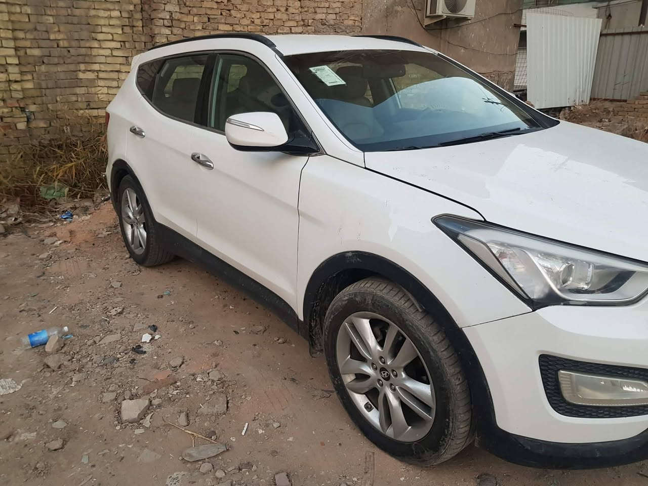 سنتافيا ١٤ وارد لون ابيض حادثها قطعتين فقط رقم كربلاء تحويل مباشر سعرها ١٢٤ مواصفات معروفة بصمة  للتواصل *********** مكان بغداد
