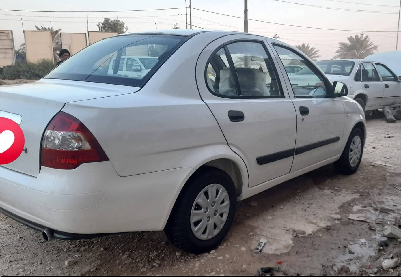 سلام عليكم طيبه موديل 2014 رقم انكليزي سياره كفاله عامه من صبغ وتبديل كير ومكينه كفاله عامه تبريد ثلج تخم تاير صدر امامي وخلفي جديد سياره وضع شركه استخدام شخصي غير متواجد ع فيسبوك   
بيع مستعجل اتصل ع الرقم.    ***********
