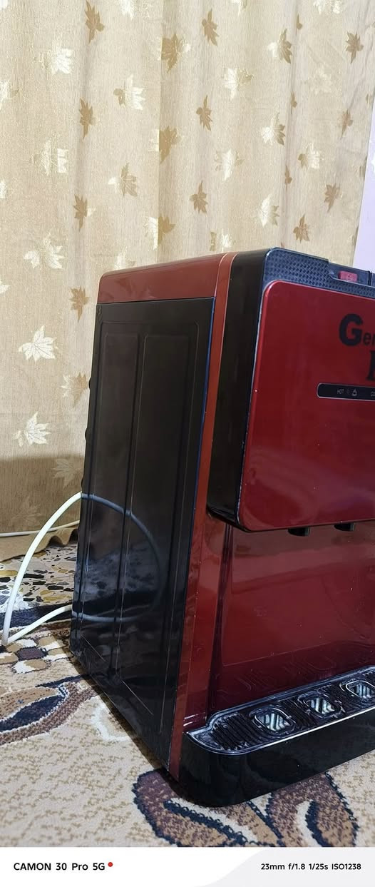 السلام عليكم 

براد ماء

٧٠ وبي مجال 

***********
