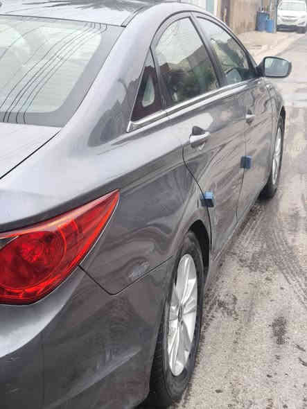 هونداي سوناتا ٢٠١١ فول مواصفات عدا البصمه بدون ايرباك صبغ صفحه فقط أثر شخوط محرك مجفت جديد كير سليم السياره بدون نواقص المكان بغداد حي الجهاد وات ساب *********** بيع او مراوس السياره بيها منضومة غاز السعر ١٢٠ وبي مجال بغداد
