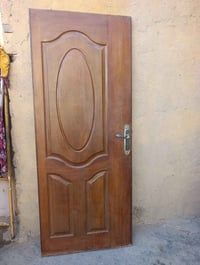باب خشب • جديد • بدون جرجوبه