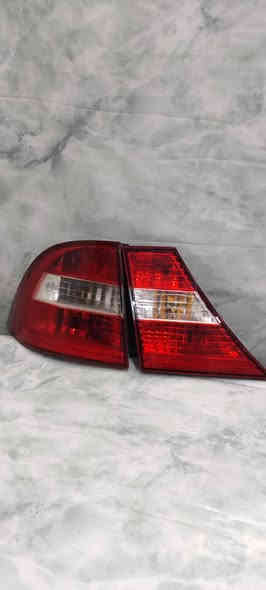 زوج بك لايت  سمند للبيع كرستال شكل المارسدس غواصه اخو الجديد كامل هو الكلوبات والفيش  والقاعدة الوسطيه اليصير عليها الرقم يعني تجيبها وتشدها راسا مكاني المنصور فرب ساحه اللقاء رقم *********** السعر 75.
