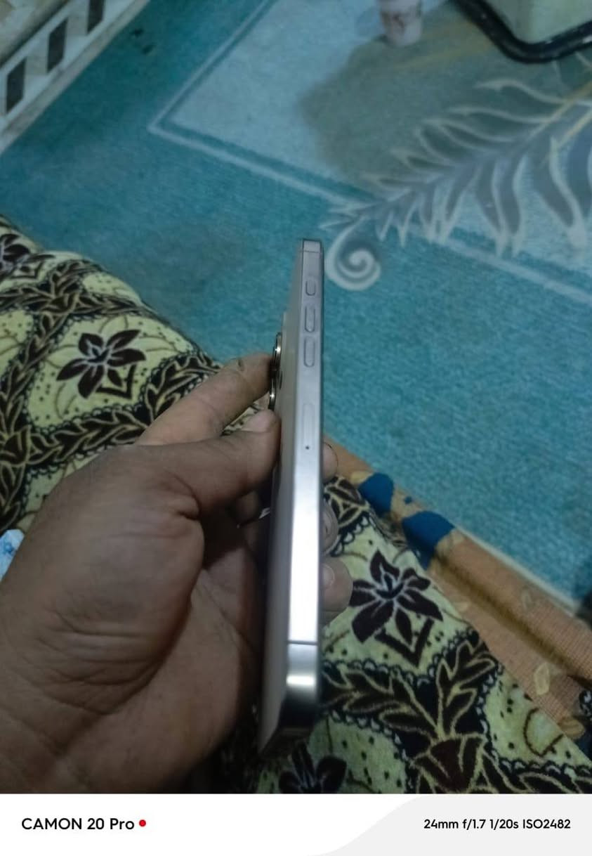 16برو ماكس شرق اوسط ضمان ماستر ذاكره 256بطاريه 94للبيع سعر 1650وبيه مجال ***********
