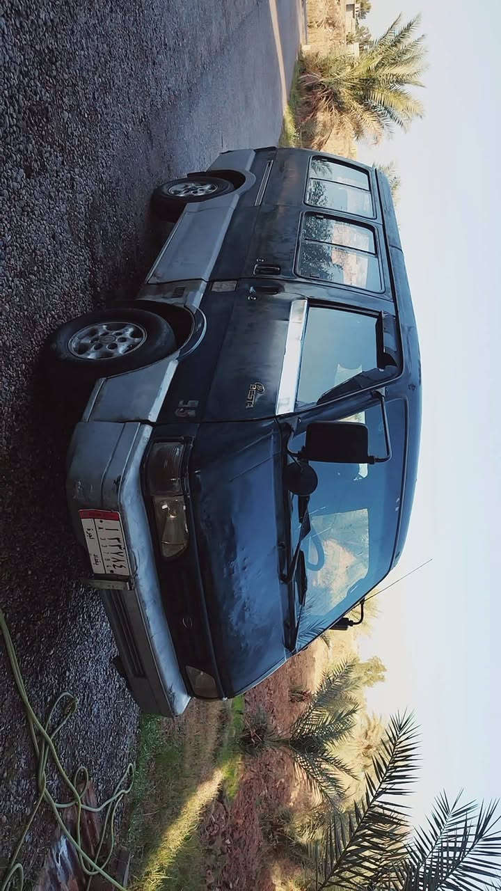 السلام عليكم كيا للبيع موديل 95 سياره نظيفه وخيره من الله بلاديه داير حبل سياره مال جني جير مكينه خير من الله سياره سنويتها لل 27 سعر 45 🚌***********
