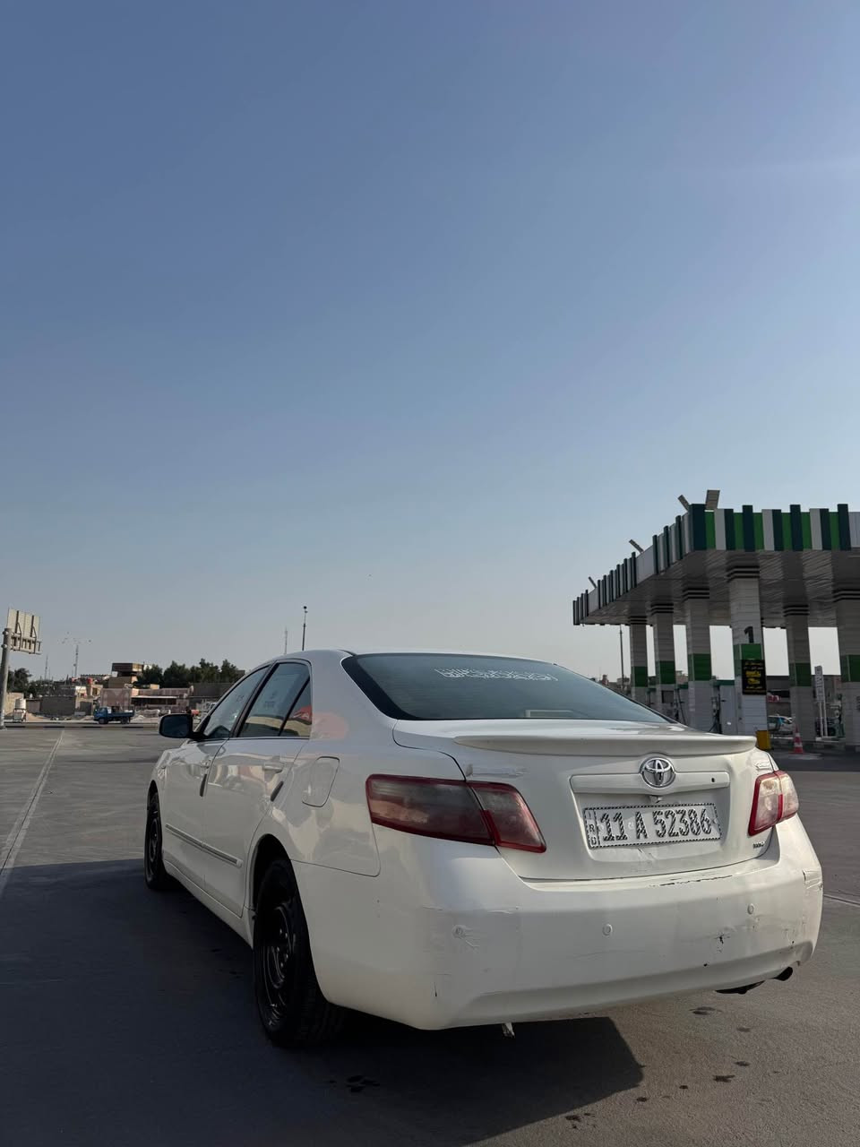 سلام وعليكم للبيع سيارة كامري 2009 محدثه2011 بيها ٣ قطع صبغ فقط والباقي كله كفاله كير محرك بحالة جيده فول موصفات GLX فتحه بالسقف قطعتين تبريد اشاير بالمري بردة خلفيه اوتماتيك رقم بغداد الدولي بأسمي السعر 89 وبيها مجال حگ الجية رقمي *********** البصرة, العراق
