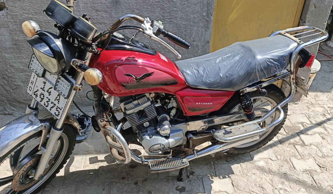 السلام عليكم دراجه هارلي للبيع رقم انكليزي سنويه جديده تحويل ثاني يوم دراجه حلوه مرتبه تايرات جدد مكينه ما بيه تبخير بيه نقوصات قليله السعر مليون 150 وبيه مجال مكانها البصره رقمي *********** البصرة, العراق
