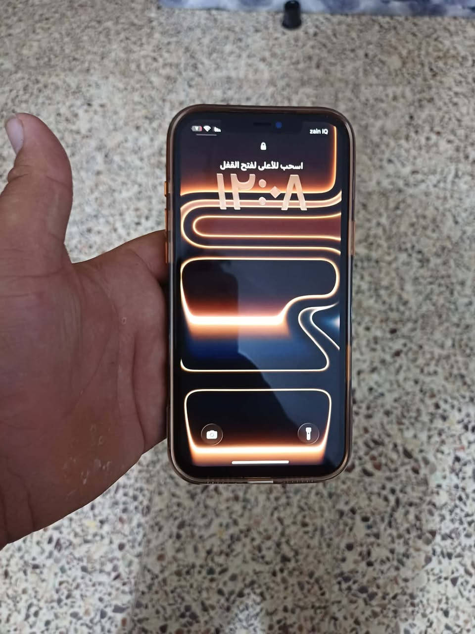 رجاىن اقرى المنشور زين
ايفون 12برو ماكس 

جهاز مبدل شاشه مال تفصيخ 

فيس ايدي شغال 🫆 

ذاكره 256 

ضهر مفطر +محور بس شكل مو شاصي 

لون الجهاز نيلي 

بطاريه 50 بس صرفها حلو وله جنها 50 

المكان الرمادي ***********
