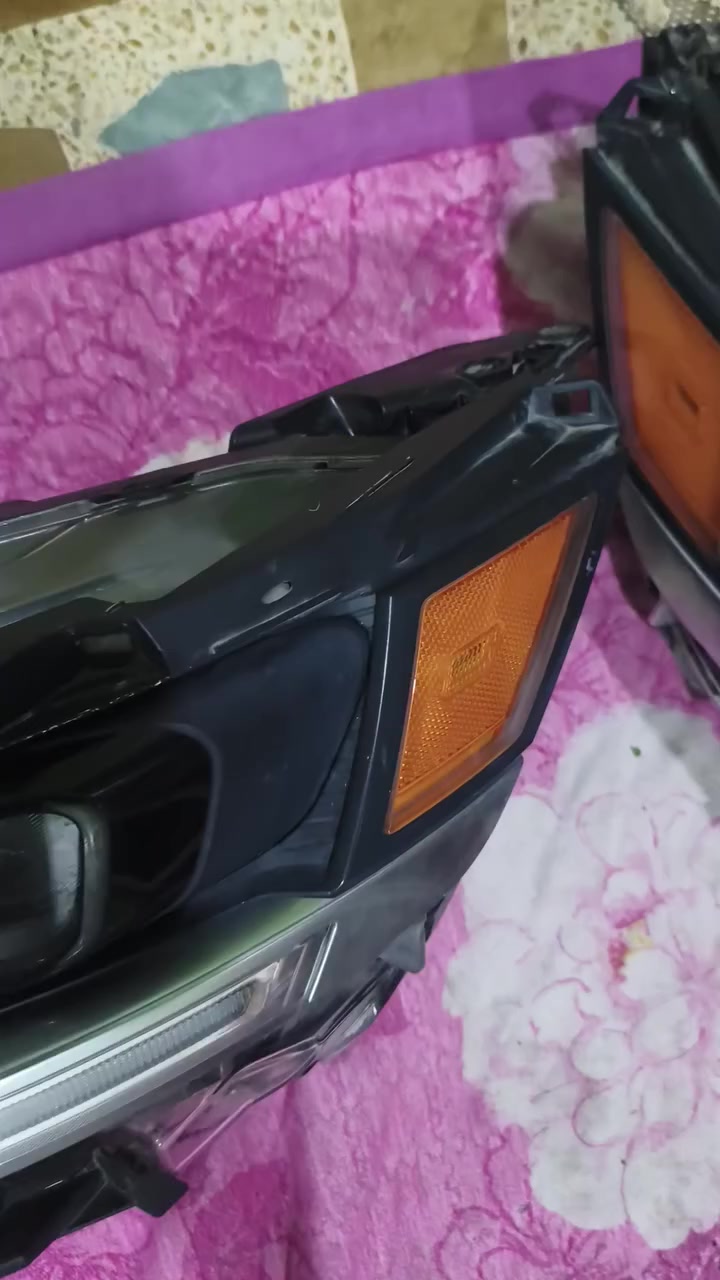 السلام عليكم للبيع لايتات +بك لايت كرنفال سعر خاص
رقم  ***********
