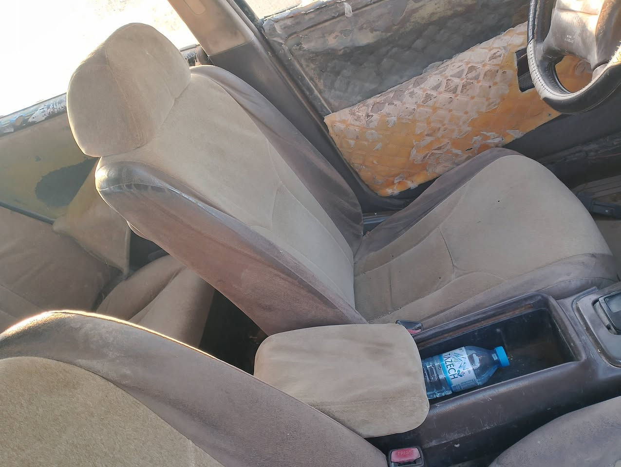 سلام عليكم
للبيع كرسته نفخ
محرك وكير بطه نظيفات شرط
رقم بصره راعيهه بلبصره وكاله عامه بسمي 
العنوان واسط قضاء الحي 
***********
