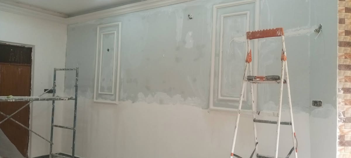 كافه أصباغ وديكور صبغ شبابيك وجهيات وجدران ***********
