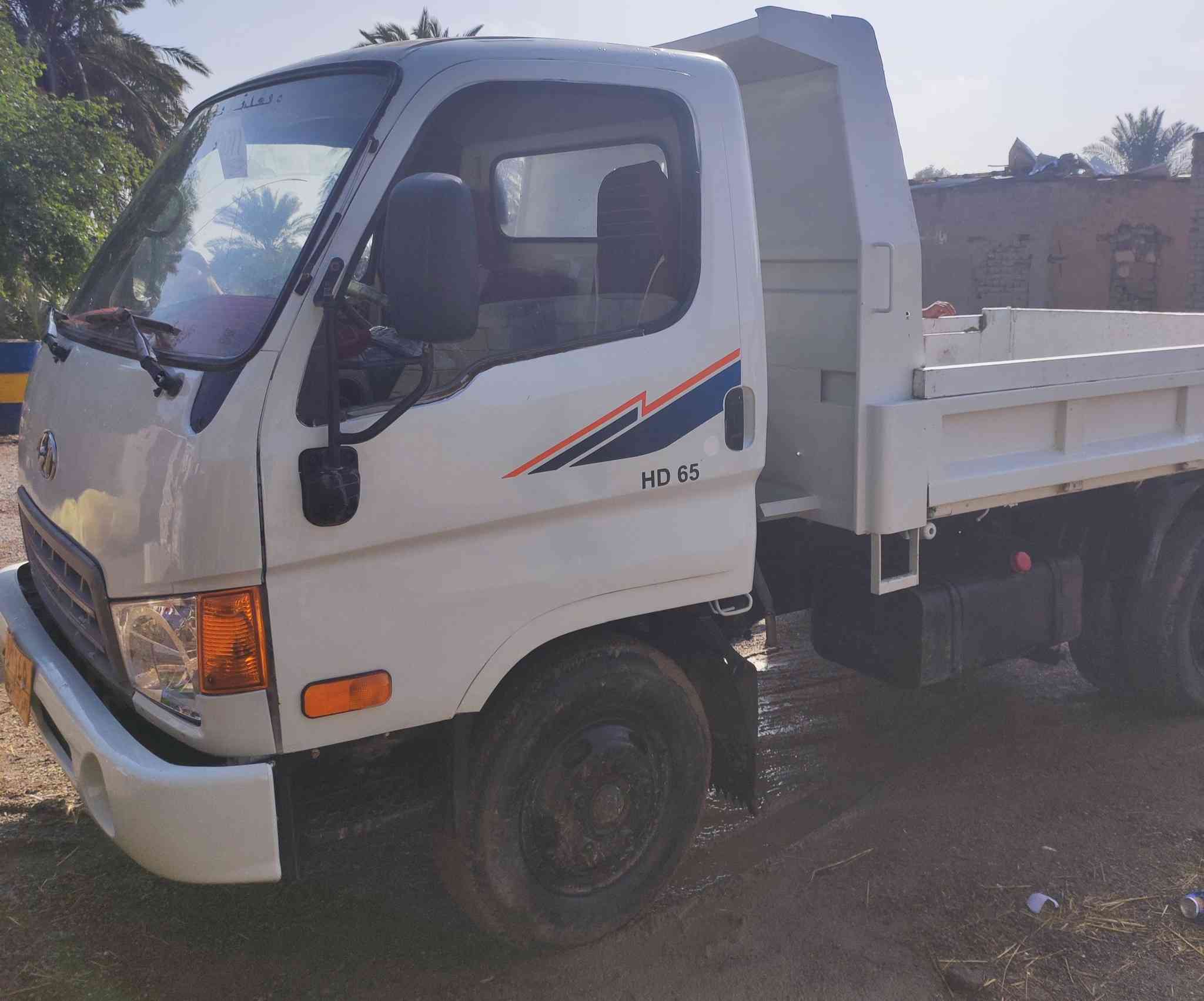 السلام عليكم كنتر هونداي قلاب بلاد مديل 2011 مكينه سوبر رقم أربيل سنويه منتهيه شراي  ***********
